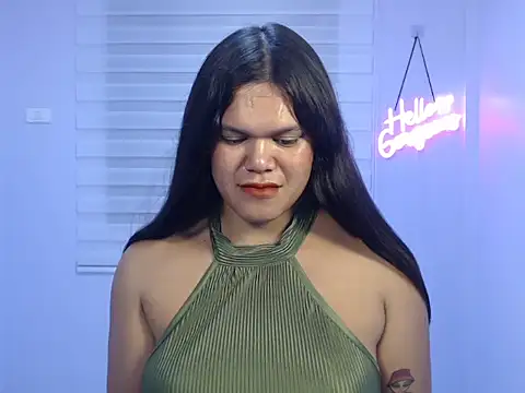 Snapshot of Miss_Ivanawolf chatting on 01/10/25, 03:27 Miss Ivanawolf online show from 01/10/25, 03:27