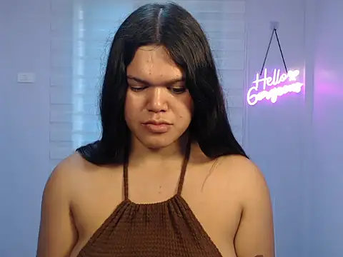 Snapshot of Miss_Ivanawolf chatting on 02/13/25, 03:07 Miss Ivanawolf online show from 02/13/25, 03:07