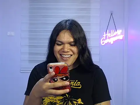 Snapshot of Miss_Ivanawolf chatting on 02/22/25, 01:35 Miss Ivanawolf online show from 02/22/25, 01:35