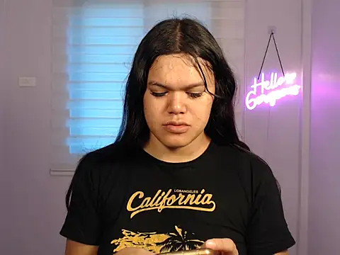 Snapshot of Miss_Ivanawolf chatting on 02/23/25, 04:50 Miss Ivanawolf online show from 02/23/25, 04:50