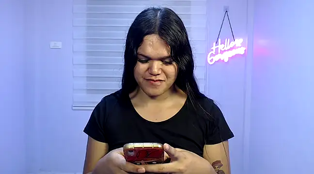 Snapshot of Miss_Ivanawolf chatting on 02/25/25, 04:42 Miss Ivanawolf online show from 02/25/25, 04:42