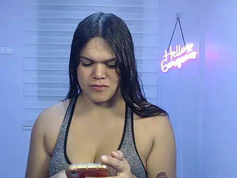 Snapshot of Miss_Ivanawolf chatting on 03/13/25, 01:50 Miss Ivanawolf online show from 03/13/25, 01:50