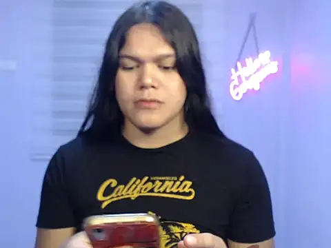 Snapshot of Miss_Ivanawolf chatting on 03/17/25, 01:50 Miss Ivanawolf online show from 03/17/25, 01:50