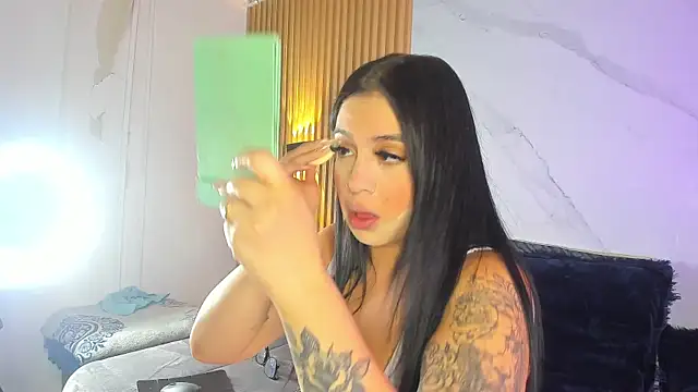 emilyconer online show from 10/09/25, 03:26