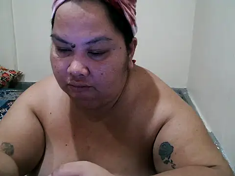 Snapshot of xxbigboootyxx chatting on 07/15/26, 06:18 xxbigboootyxx online show from 07/15/26, 06:18