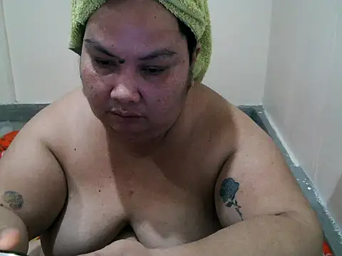Snapshot of xxbigboootyxx chatting on 07/22/26, 01:03 xxbigboootyxx online show from 07/22/26, 01:03
