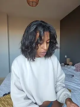 Goldenlace online show from 11/27/25, 10:50