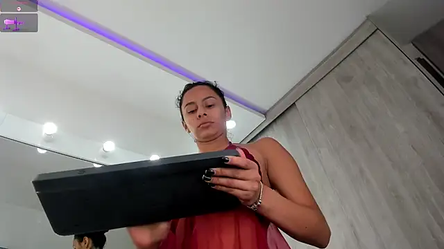 karlyn angels online show from 06/06/26, 08:35
