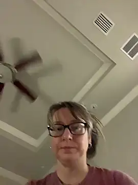 Vivian MayXxX online show from 02/10/26, 05:55