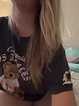 Vivian MayXxX online show from 03/26/26, 08:58