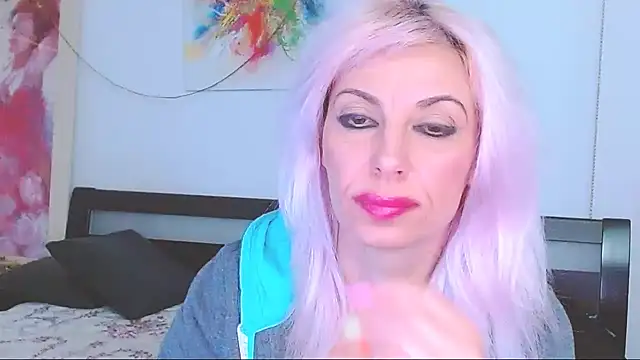 Snapshot of HoneyLara chatting on 03/03/25, 01:53 HoneyLara online show from 03/03/25, 01:53