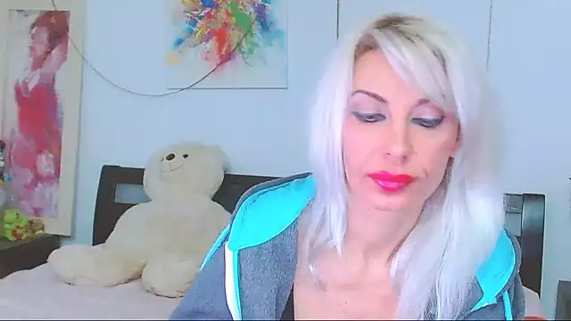 HoneyLara online show from 01/06/26, 12:58