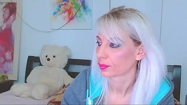 HoneyLara online show from 02/26/26, 12:53