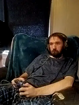 Snapshot of ShadowyTube chatting on 02/02/25, 11:11 ShadowyTube online show from 02/02/25, 11:11