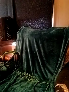 Snapshot of ShadowyTube chatting on 02/03/25, 04:10 ShadowyTube online show from 02/03/25, 04:10