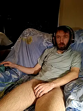 Snapshot of ShadowyTube chatting on 02/10/25, 05:19 ShadowyTube online show from 02/10/25, 05:19