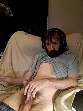 Snapshot of ShadowyTube chatting on 03/21/25, 05:21 ShadowyTube online show from 03/21/25, 05:21