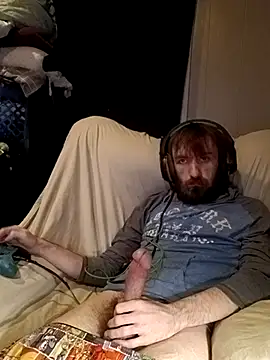 Snapshot of ShadowyTube chatting on 03/22/25, 06:43 ShadowyTube online show from 03/22/25, 06:43