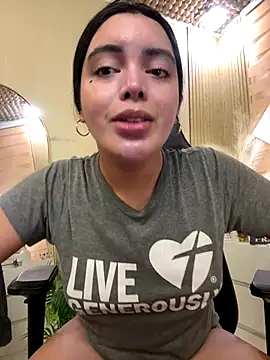 HotstuffCherrySummer online show from 10/22/25, 07:08