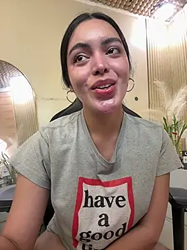 HotstuffCherrySummer online show from 04/19/26, 10:58