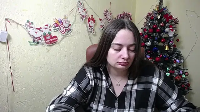 MilanaPrice online show from 12/19/24, 06:34