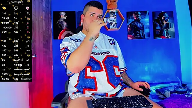 Thomas chubbyxhot online show from 11/27/25, 03:30