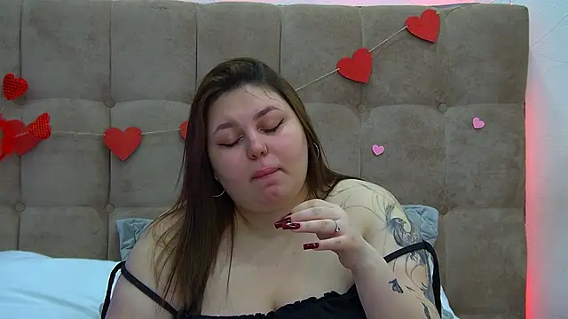 LillianKim online show from 02/16/25, 10:10