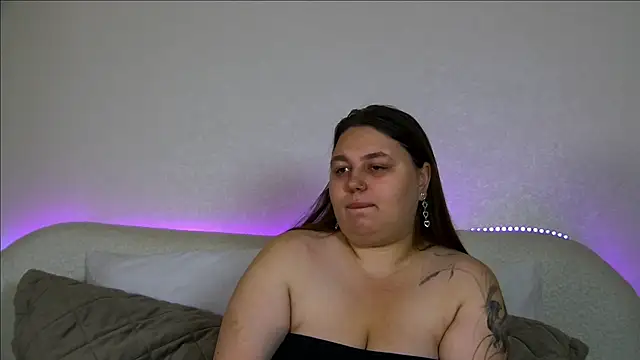 LillianKim online show from 10/06/25, 06:22