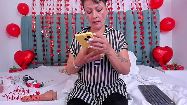 Snapshot of marianaaguii chatting on 02/15/25, 09:16 marianaaguii online show from 02/15/25, 09:16