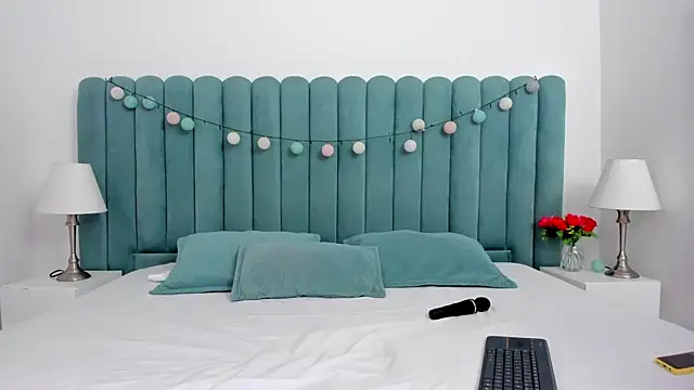 Snapshot of marianaaguii chatting on 02/26/25, 09:10 marianaaguii online show from 02/26/25, 09:10