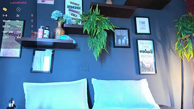 Mackenzie Moore online show from 02/14/25, 09:10