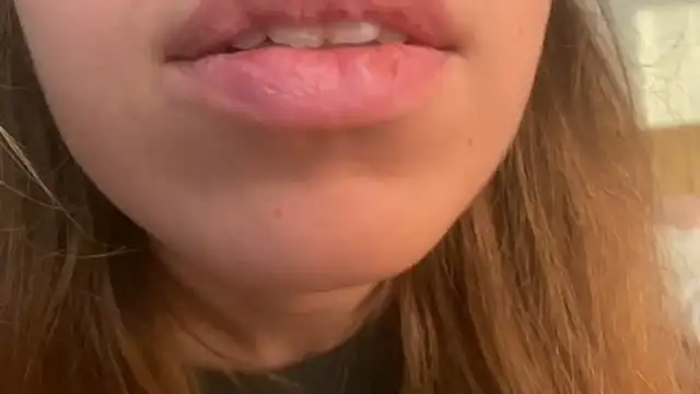 Mollyy998 online show from 10/31/25, 03:35