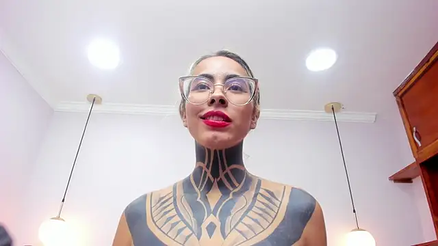 NicoleBlum online show from 01/06/25, 10:15