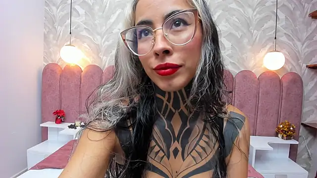 NicoleBlum online show from 01/13/25, 12:45