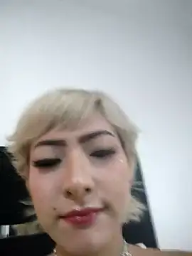 Snapshot of xGenesis_Miller_ chatting on 10/31/25, 07:42 xGenesis Miller online show from 10/31/25, 07:42