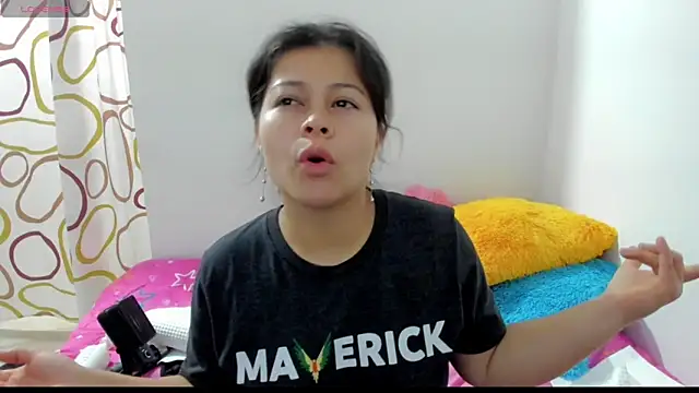 sweetnia online show from 12/29/24, 03:24