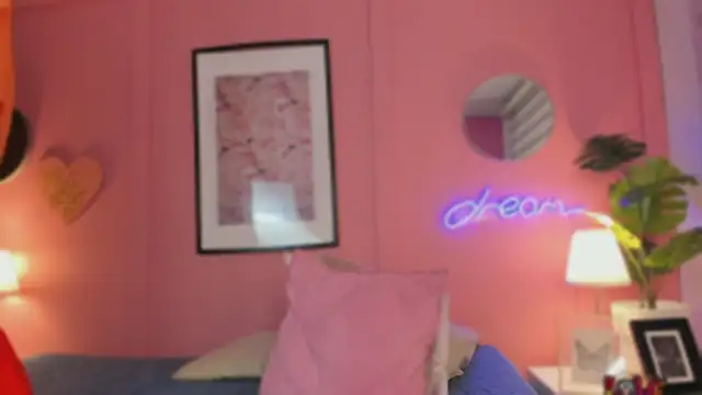SoySaraa online show from 05/09/26, 06:29
