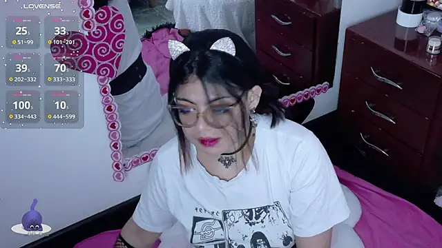 Catwhite  online show from 02/16/26, 05:42