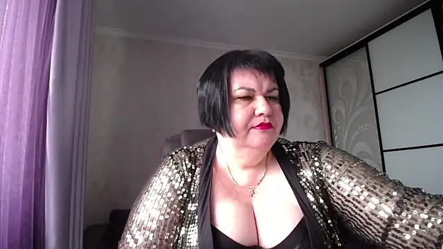 JuicyLady Di online show from 09/19/25, 05:09