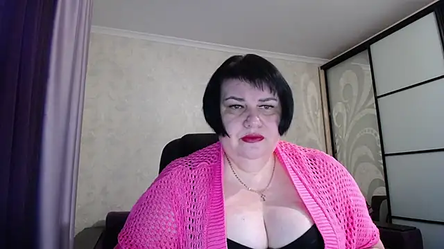 JuicyLady Di online show from 10/27/25, 04:38