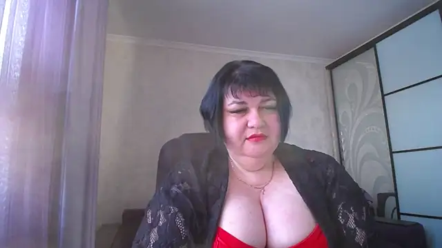 JuicyLady Di online show from 02/11/26, 05:45