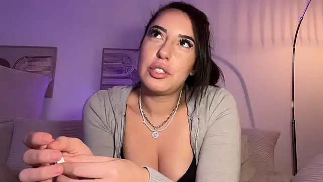 SissiVienna online show from 12/18/25, 06:47