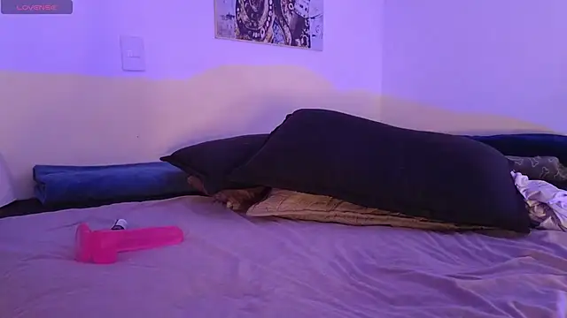 Corina Ts online show from 11/04/25, 11:53