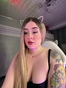 Sam Thompsoon  online show from 04/24/26, 03:31