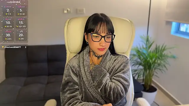 xisisxx online show from 10/08/25, 10:40