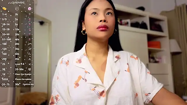 Snapshot of venusangelicxx chatting on 02/22/26, 05:00 venusangelicxx online show from 02/22/26, 05:00