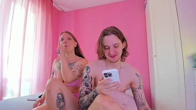 Snapshot of keyli_ink chatting on 09/09/25, 06:35 keyli ink online show from 09/09/25, 06:35