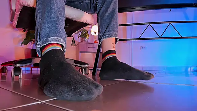 ArchieCollins online show from 09/21/25, 06:04