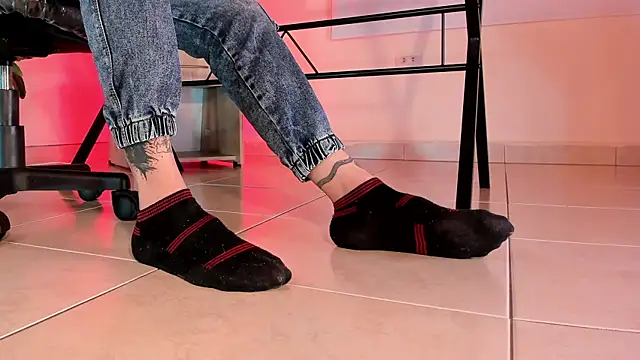 ArchieCollins online show from 12/16/25, 08:58