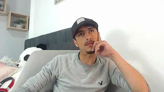 ryan maxy online show from 02/22/25, 03:25